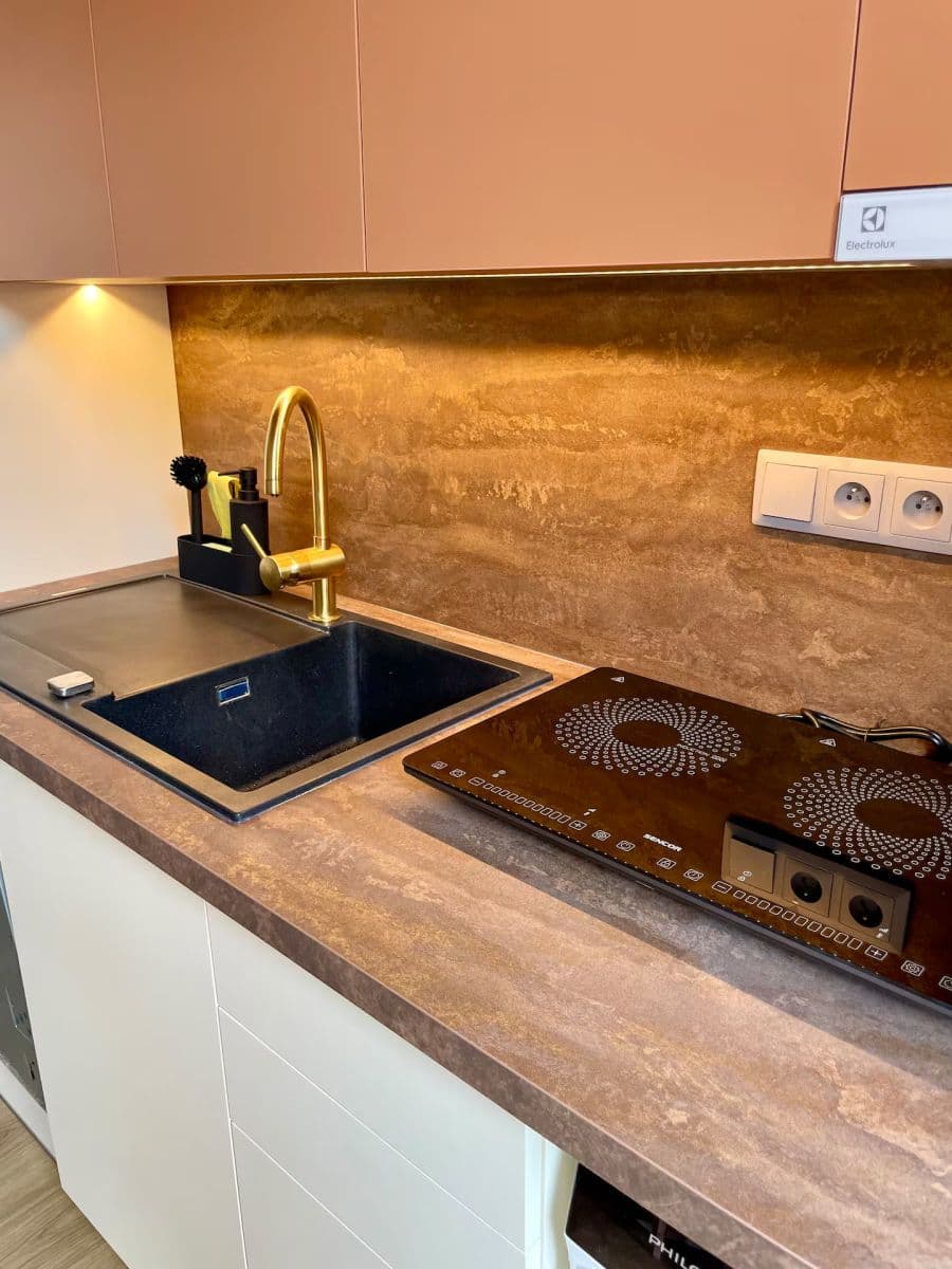 Pronájem bytu 35 m², Svahová, Karlovy Vary, Karlovarský kraj Pronájem bytu 35 m², Svahová, Karlovy Vary, Karlovarský kraj