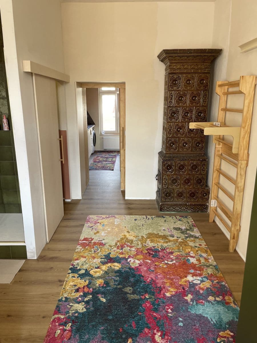 Pronájem bytu 35 m², Svahová, Karlovy Vary, Karlovarský kraj Pronájem bytu 35 m², Svahová, Karlovy Vary, Karlovarský kraj