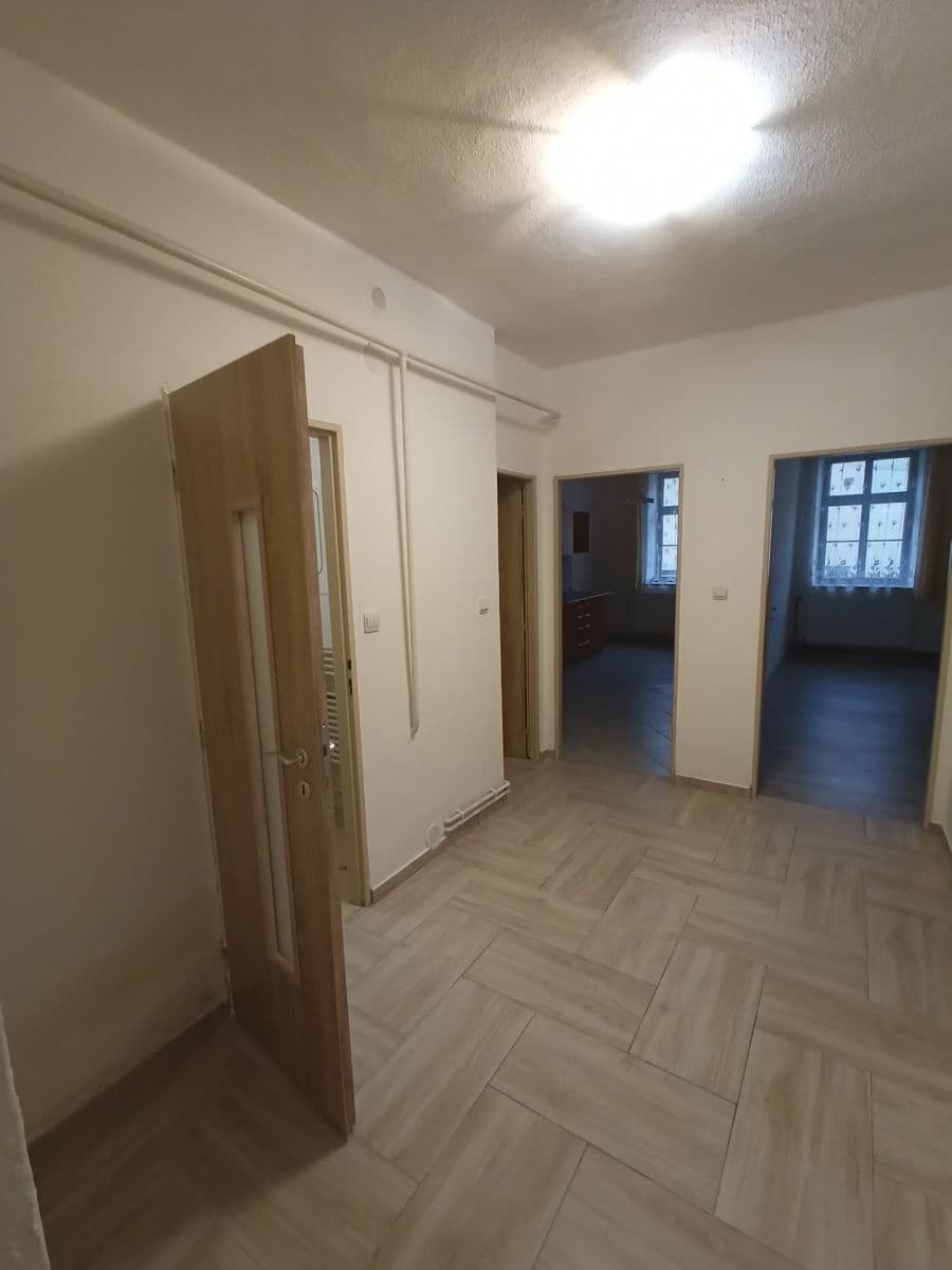 Pronájem bytu 2+1 60 m², Křížová, Jihlava, Kraj Vysočina Pronájem bytu 2+1 60 m², Křížová, Jihlava, Kraj Vysočina
