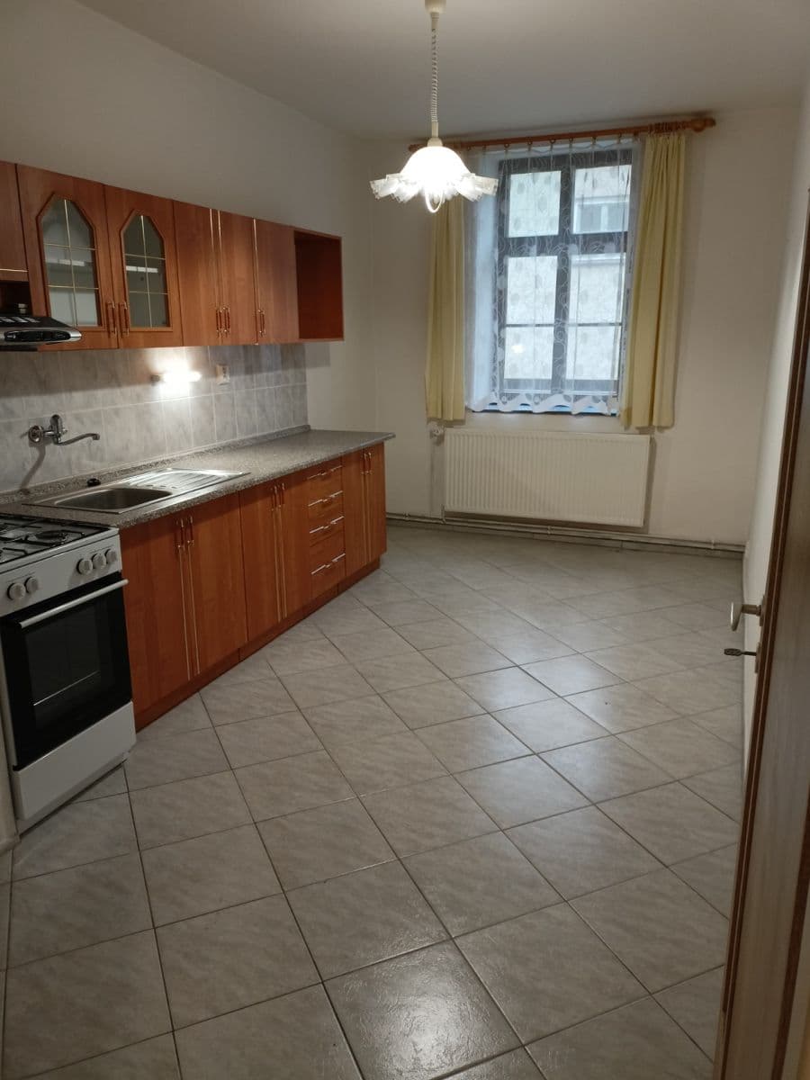 Pronájem bytu 2+1 60 m², Křížová, Jihlava, Kraj Vysočina Pronájem bytu 2+1 60 m², Křížová, Jihlava, Kraj Vysočina