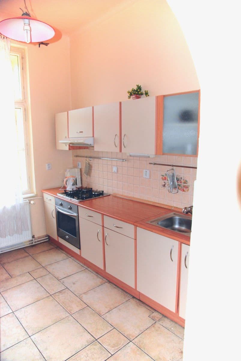 Pronájem bytu 42 m², Orebitská, Praha, Praha Pronájem bytu 42 m², Orebitská, Praha, Praha