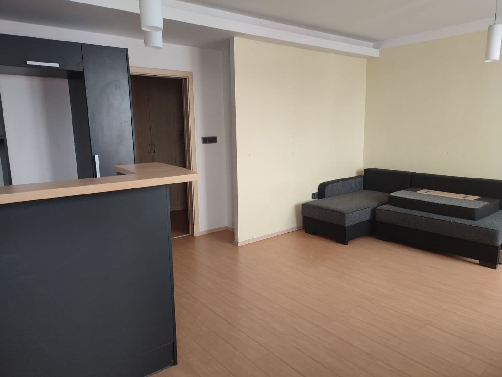 Pronájem bytu 2+kk 56 m², Tyršovo náměstí, Chrudim, Pardubický kraj Pronájem bytu 2+kk 56 m², Tyršovo náměstí, Chrudim, Pardubický kraj