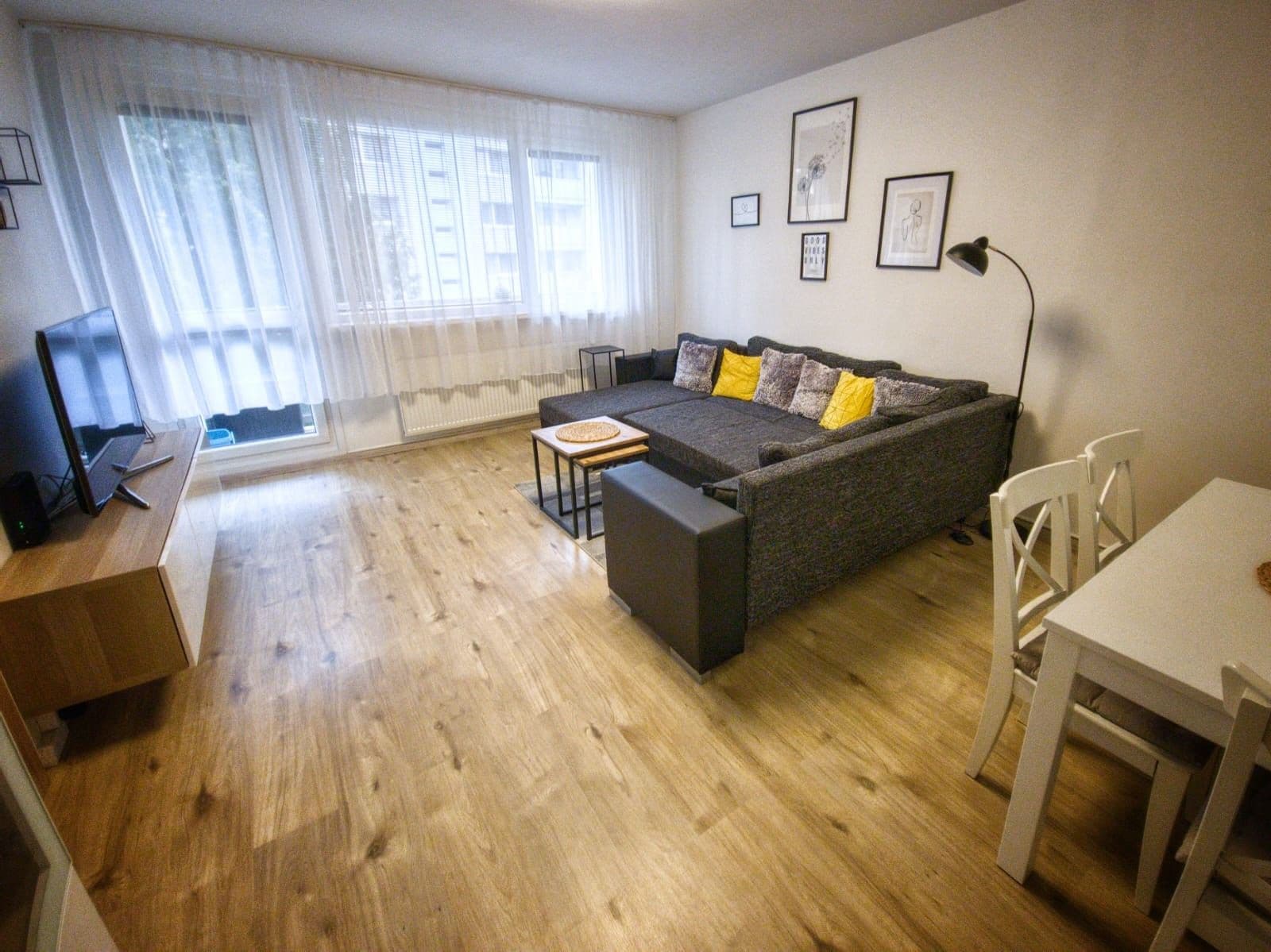Prodej bytu 3+1 73 m², Šimáčkova, Liberec, Liberecký kraj Prodej bytu 3+1 73 m², Šimáčkova, Liberec, Liberecký kraj