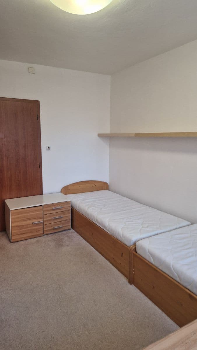 Pronájem bytu 3+1 69 m², Tunelářů, Praha, Praha Pronájem bytu 3+1 69 m², Tunelářů, Praha, Praha