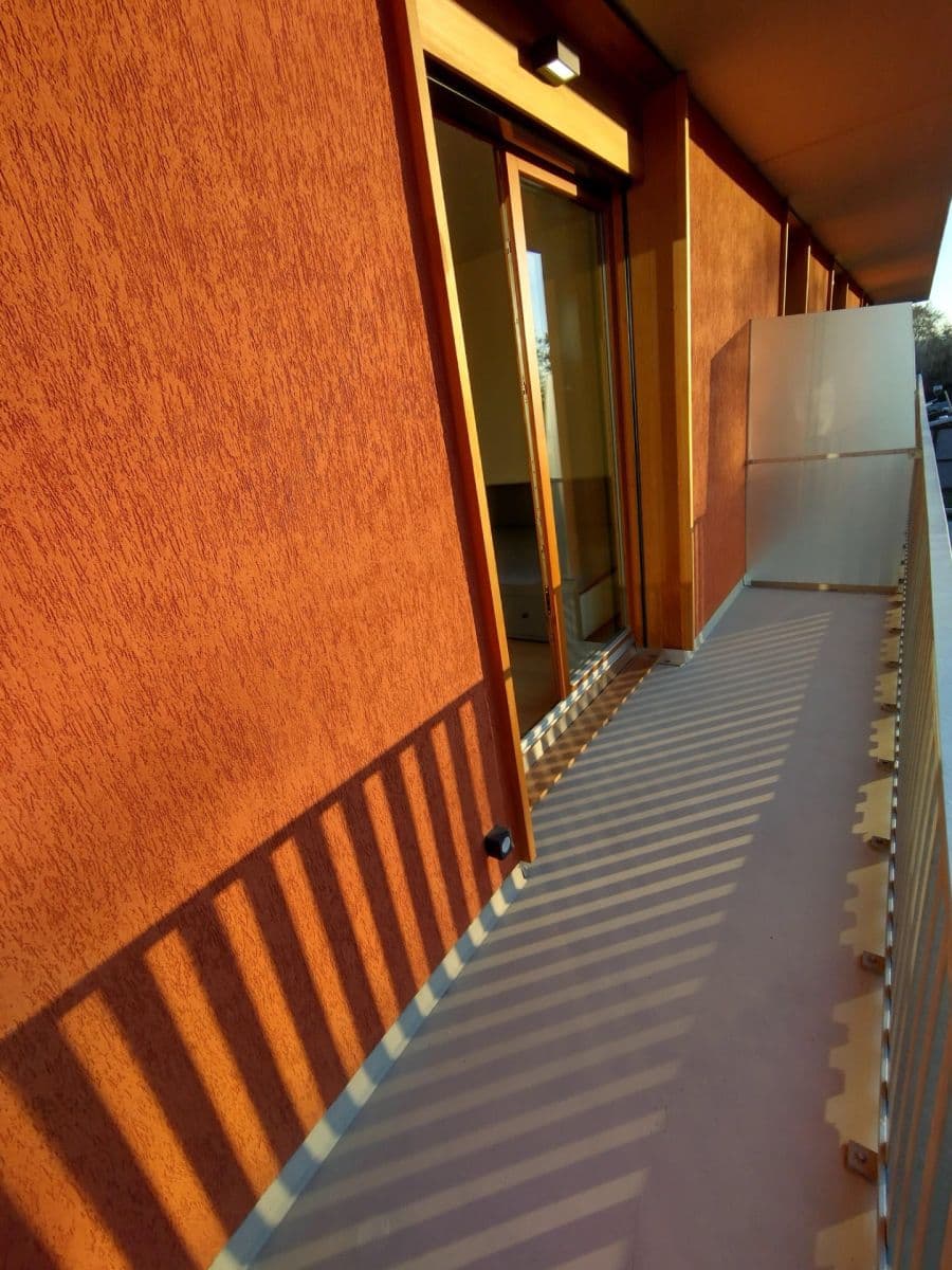 Pronájem bytu 1+kk 48 m², Vrátnická, Praha, Praha Pronájem bytu 1+kk 48 m², Vrátnická, Praha, Praha