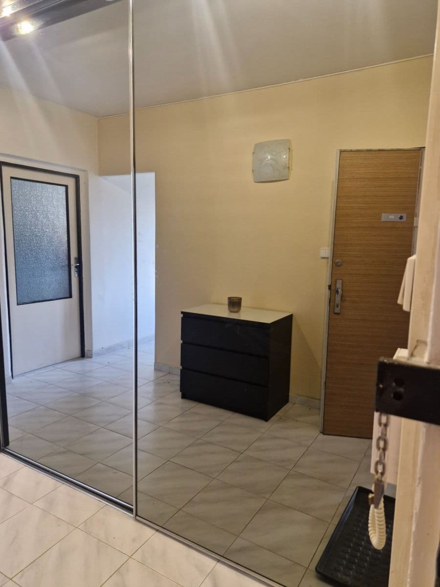 Pronájem bytu 2+1 60 m², Pavlovská, Praha, Praha Pronájem bytu 2+1 60 m², Pavlovská, Praha, Praha