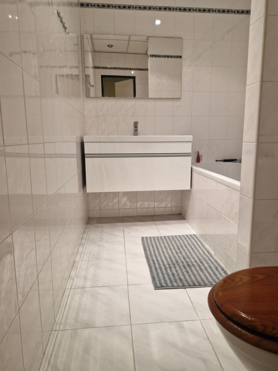 Pronájem bytu 2+1 60 m², Pavlovská, Praha, Praha Pronájem bytu 2+1 60 m², Pavlovská, Praha, Praha