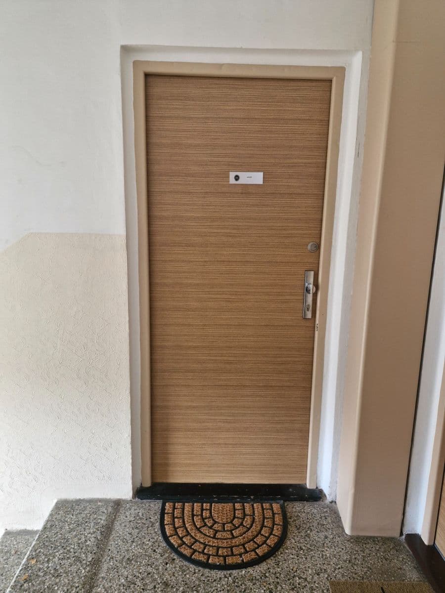 Pronájem bytu 2+1 60 m², Pavlovská, Praha, Praha Pronájem bytu 2+1 60 m², Pavlovská, Praha, Praha