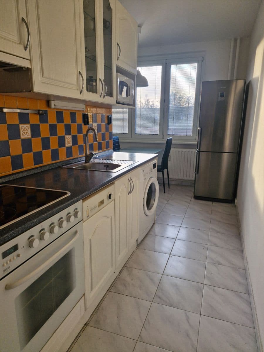 Pronájem bytu 2+1 60 m², Pavlovská, Praha, Praha Pronájem bytu 2+1 60 m², Pavlovská, Praha, Praha