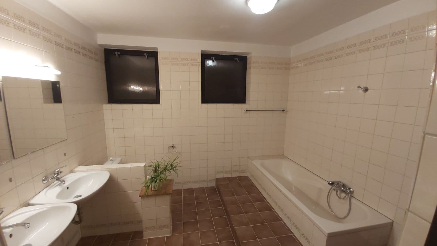 Pronájem domu 300 m², pozemek 476 m², Edisonova, Praha, Praha Pronájem domu 300 m², pozemek 476 m², Edisonova, Praha, Praha