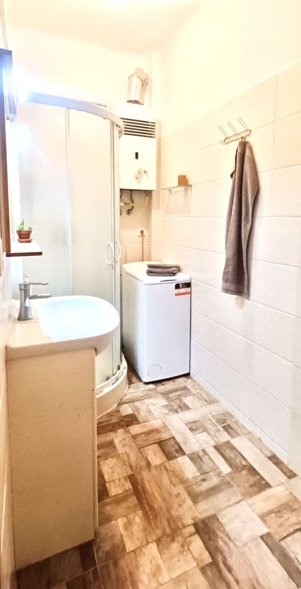 Pronájem bytu 2+kk 47 m², Na Žertvách, Praha, Praha Pronájem bytu 2+kk 47 m², Na Žertvách, Praha, Praha