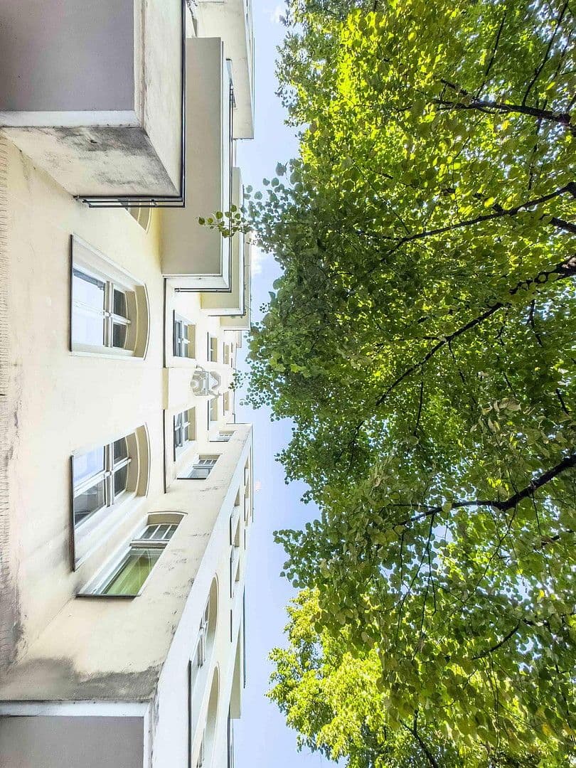 Prodej bytu 2+1 33 m², Hermannstraße 56, Berlin, Berlín Prodej bytu 2+1 33 m², Hermannstraße 56, Berlin, Berlín