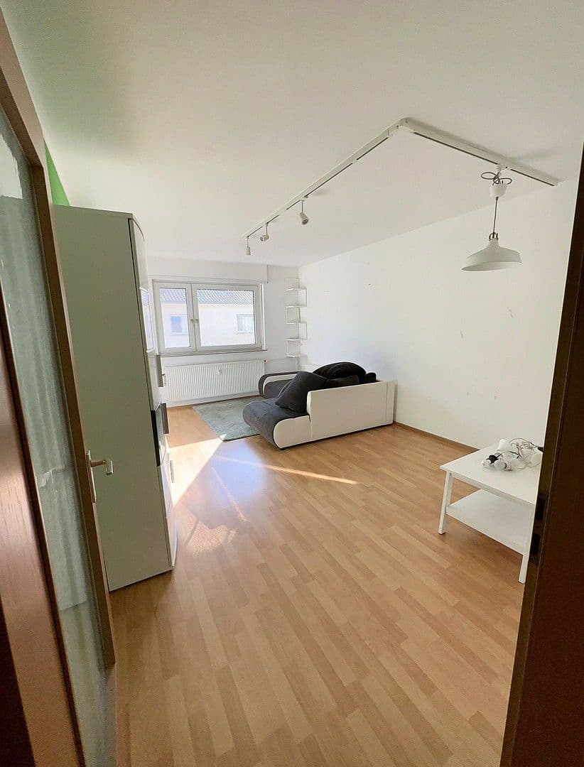 Pronájem bytu 3+1 68 m², Eichelsheimer Strasse 27, Mannheim, Bádensko-Württembersko Pronájem bytu 3+1 68 m², Eichelsheimer Strasse 27, Mannheim, Bádensko-Württembersko