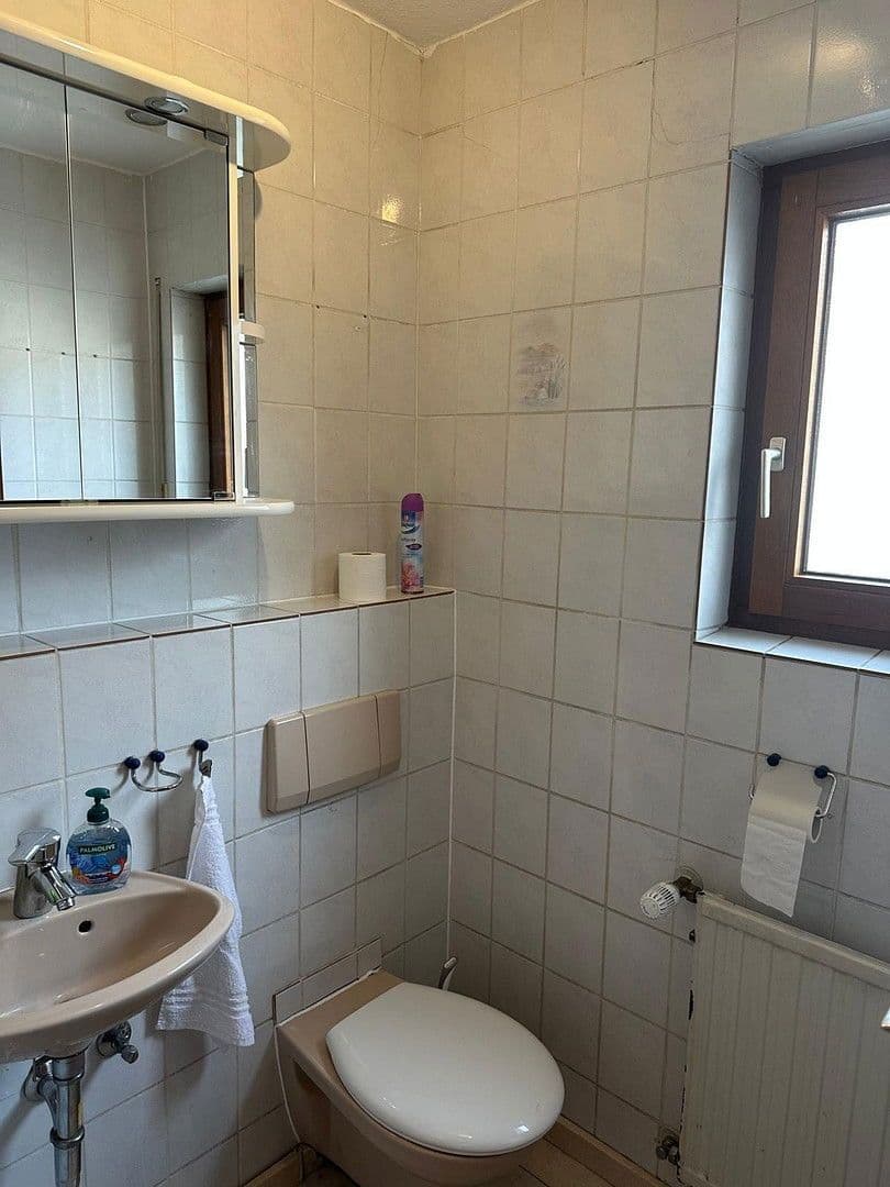 Prodej domu 95 m², pozemek 131 m², Illingen, Bádensko-Württembersko Prodej domu 95 m², pozemek 131 m², Illingen, Bádensko-Württembersko