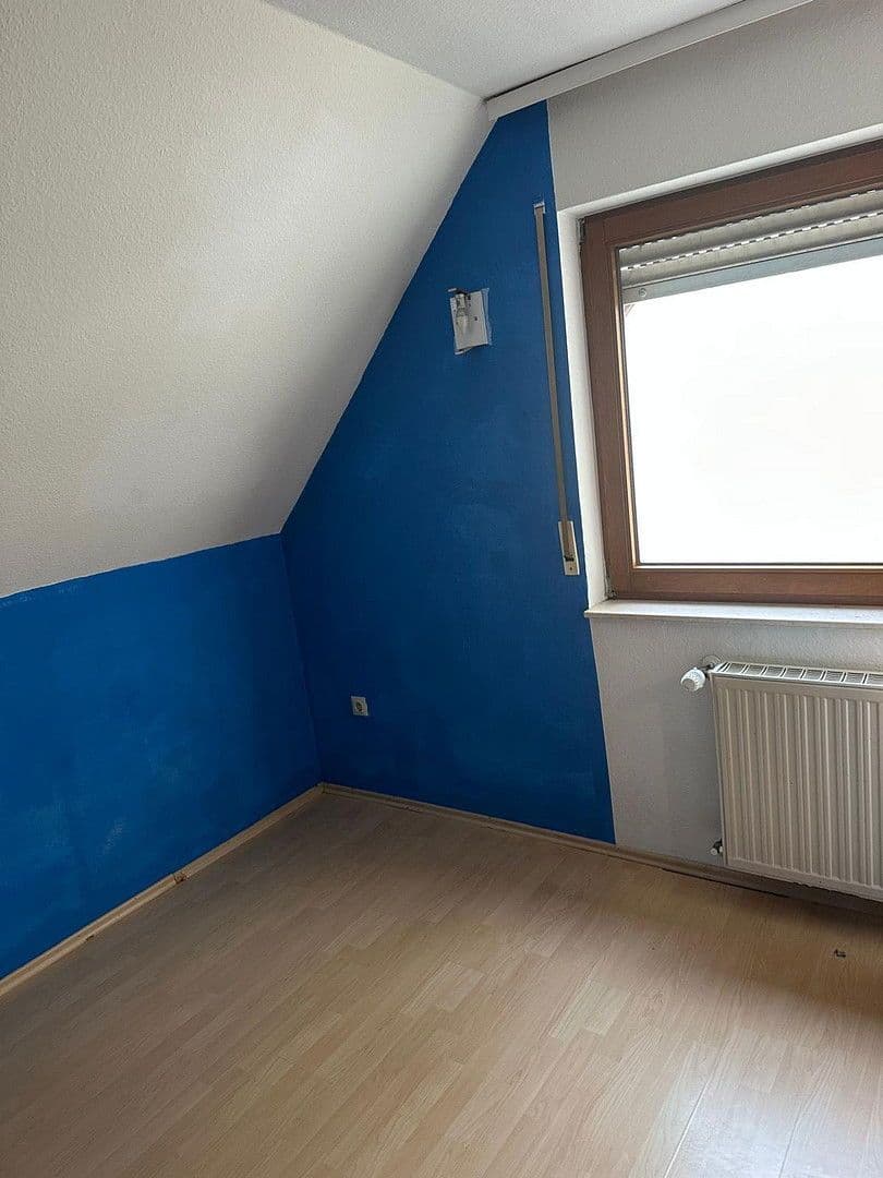 Prodej domu 95 m², pozemek 131 m², Illingen, Bádensko-Württembersko Prodej domu 95 m², pozemek 131 m², Illingen, Bádensko-Württembersko