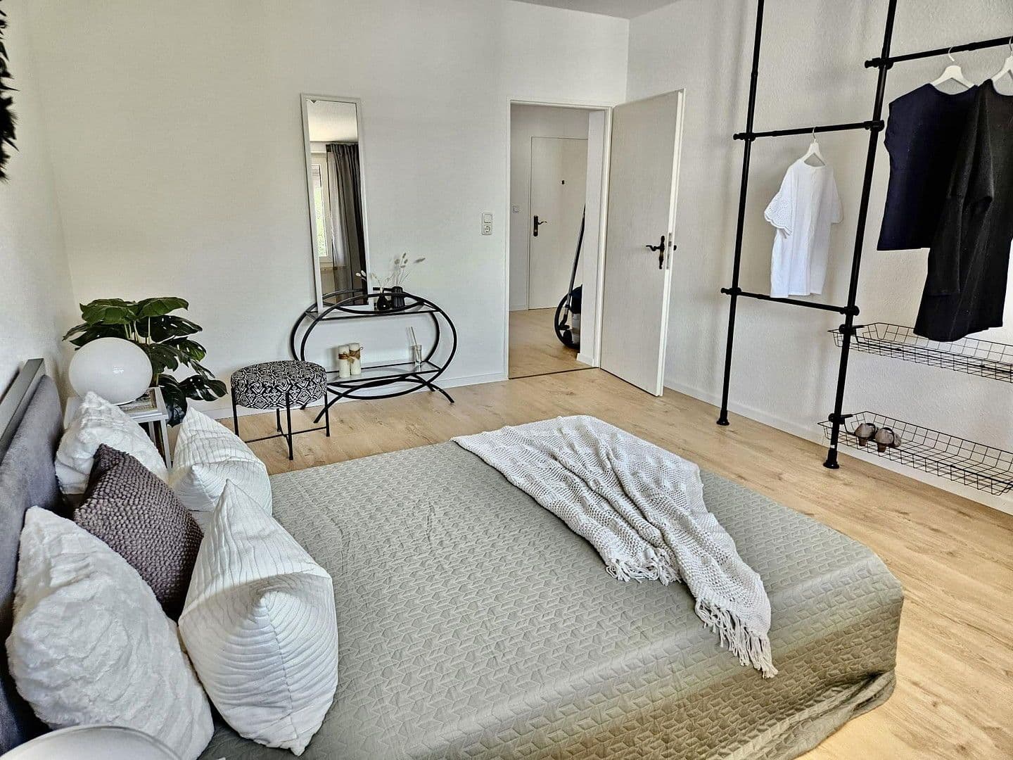 Prodej bytu 2+1 62 m², Frankfurt, Hessen Prodej bytu 2+1 62 m², Frankfurt, Hessen