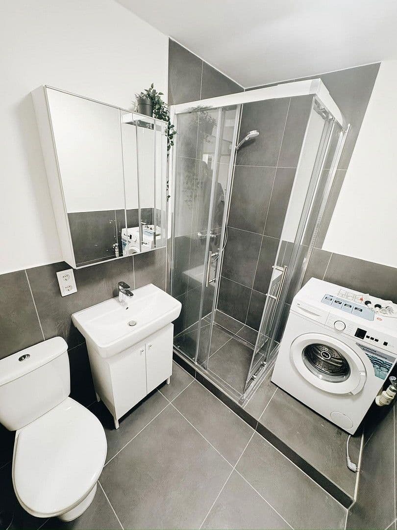 Pronájem bytu 45 m², Ratoldstraße 30, München, Bavorsko Pronájem bytu 45 m², Ratoldstraße 30, München, Bavorsko