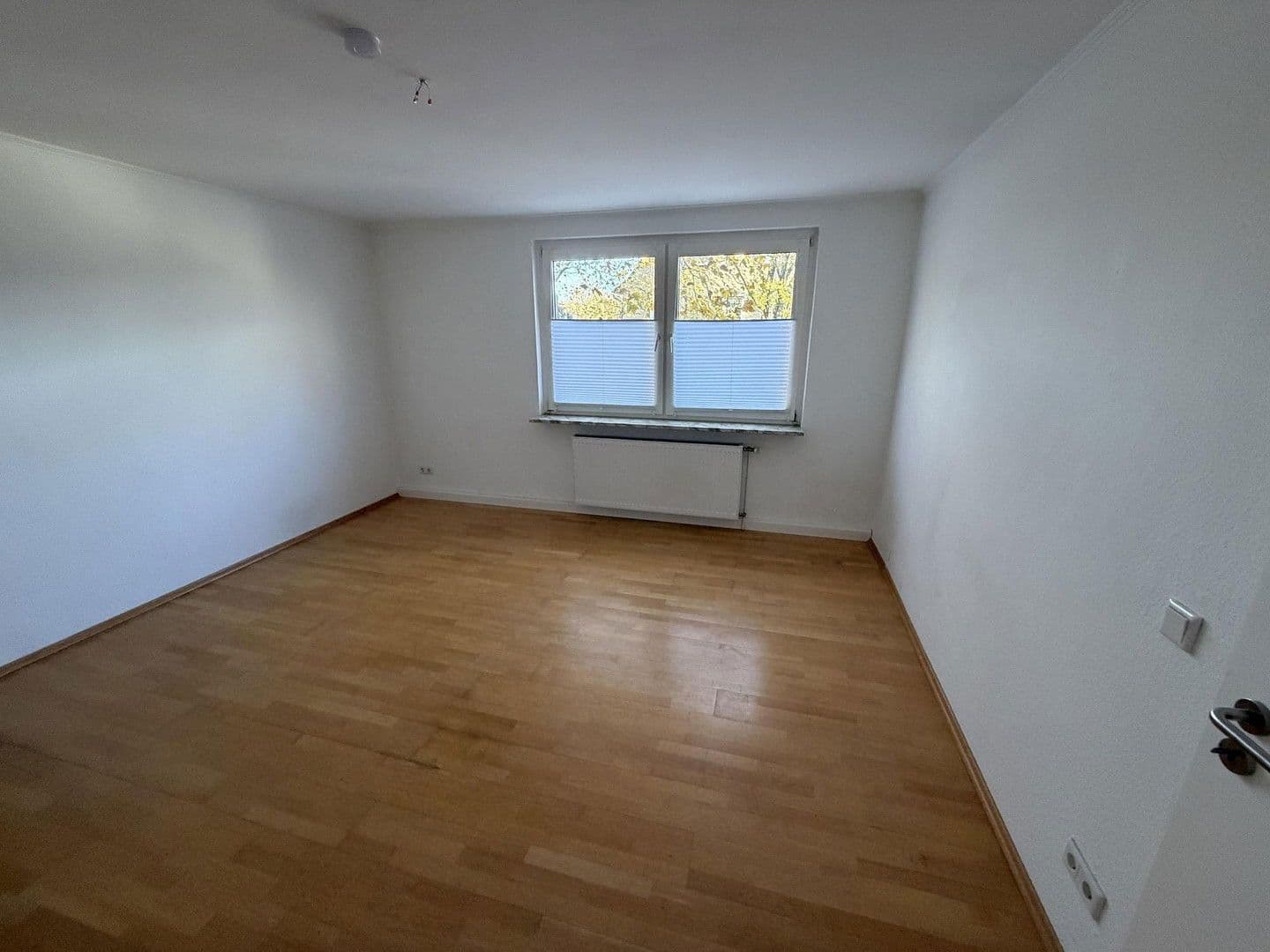 Pronájem bytu 2+kk 66 m², Carmerstrasse 29, Essen, Severní Porýní-Vestfálsko Pronájem bytu 2+kk 66 m², Carmerstrasse 29, Essen, Severní Porýní-Vestfálsko