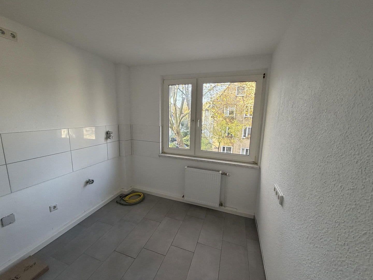 Pronájem bytu 2+kk 66 m², Carmerstrasse 29, Essen, Severní Porýní-Vestfálsko Pronájem bytu 2+kk 66 m², Carmerstrasse 29, Essen, Severní Porýní-Vestfálsko