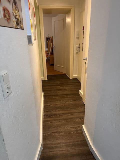 Prodej bytu 2+1 66 m², Düsseldorf, Severní Porýní-Vestfálsko Prodej bytu 2+1 66 m², Düsseldorf, Severní Porýní-Vestfálsko