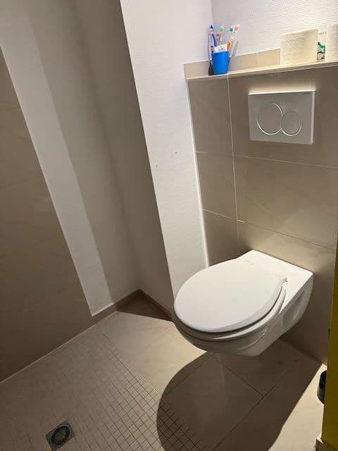 Prodej bytu 2+1 66 m², Düsseldorf, Severní Porýní-Vestfálsko Prodej bytu 2+1 66 m², Düsseldorf, Severní Porýní-Vestfálsko