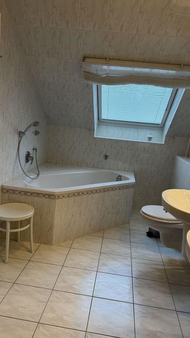 Prodej domu 130 m², pozemek 535 m², Aue-Bad Schlema, Sasko Prodej domu 130 m², pozemek 535 m², Aue-Bad Schlema, Sasko