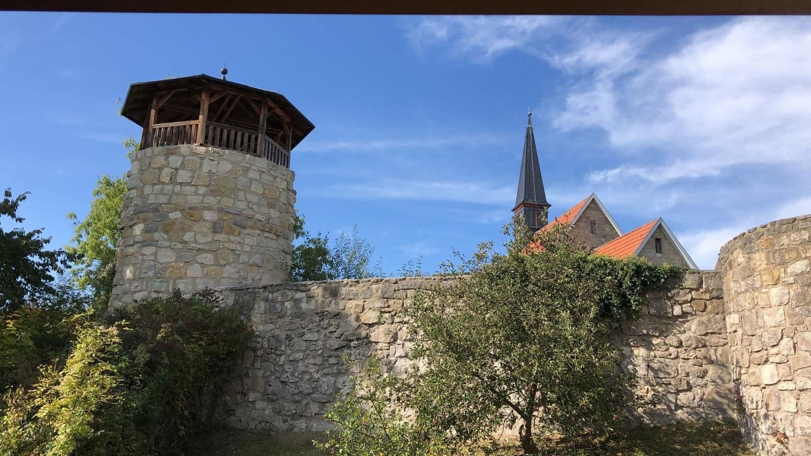 Prodej domu 195 m², pozemek 705 m², Heimstraße 14, Ellrich, Durynsko Prodej domu 195 m², pozemek 705 m², Heimstraße 14, Ellrich, Durynsko