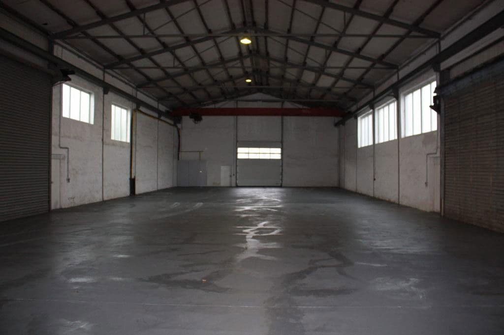 Pronájem nebytového prostoru 580 m², Dieselstr. 13, Arnsberg, Severní Porýní-Vestfálsko Pronájem nebytového prostoru 580 m², Dieselstr. 13, Arnsberg, Severní Porýní-Vestfálsko