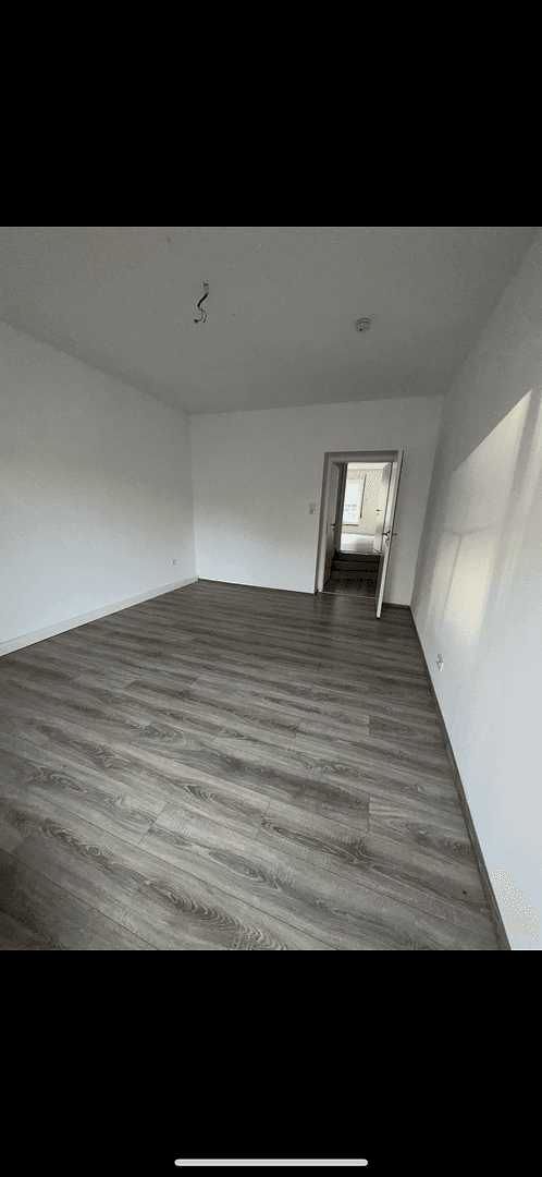 Pronájem bytu 3+1 60 m², Riedfeldstraße 87, Mannheim, Bádensko-Württembersko Pronájem bytu 3+1 60 m², Riedfeldstraße 87, Mannheim, Bádensko-Württembersko