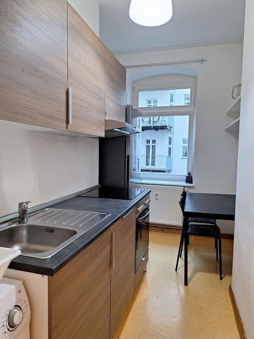 Pronájem bytu 1+1 36 m², Ueckermünder Straße 7, Berlin, Berlín Pronájem bytu 1+1 36 m², Ueckermünder Straße 7, Berlin, Berlín