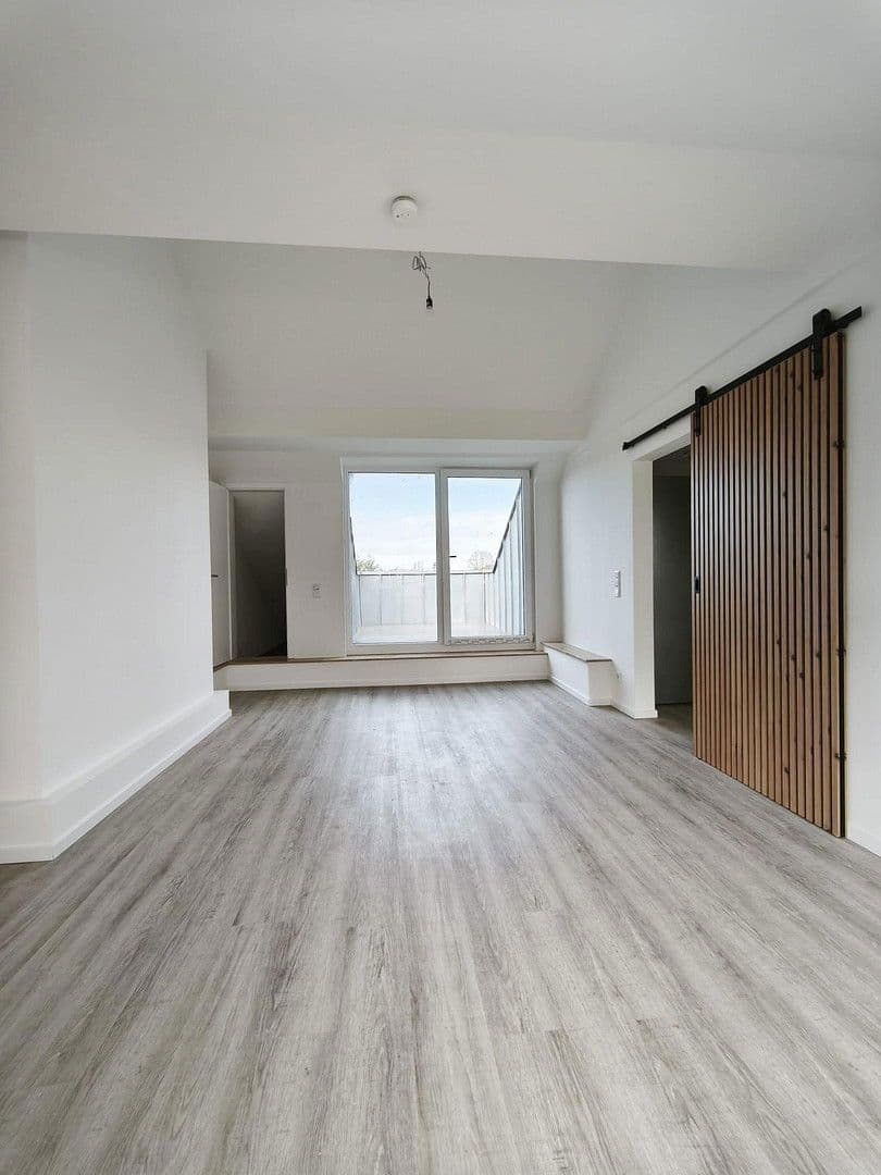 Pronájem bytu 2+1 55 m², Alemannenstraße 40, Neuss, Severní Porýní-Vestfálsko Pronájem bytu 2+1 55 m², Alemannenstraße 40, Neuss, Severní Porýní-Vestfálsko