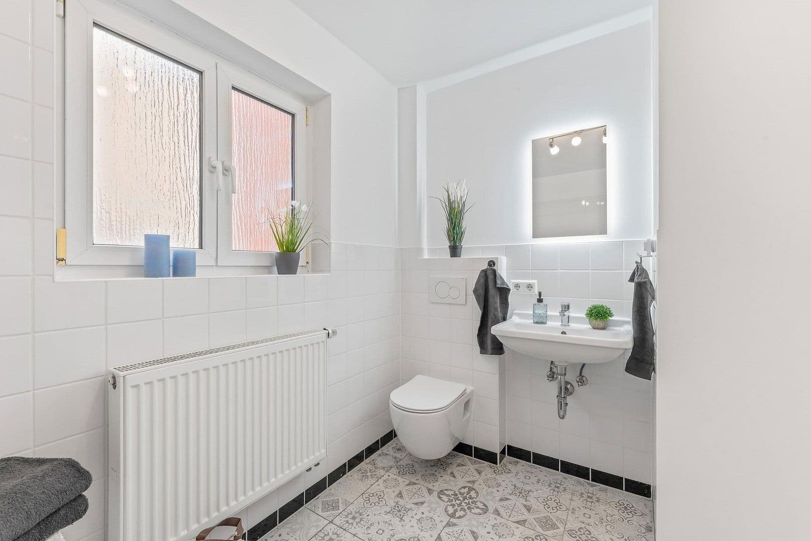 Prodej bytu 5+1 128 m², Leonberg, Bádensko-Württembersko Prodej bytu 5+1 128 m², Leonberg, Bádensko-Württembersko