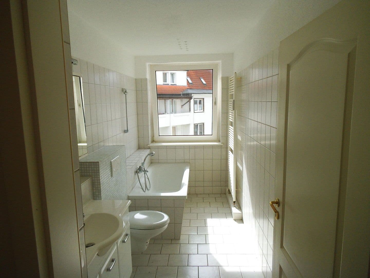 Pronájem bytu 4+1 82 m², Sadowastr. 2, Lübeck, Šlesvicko-Holštýnsko Pronájem bytu 4+1 82 m², Sadowastr. 2, Lübeck, Šlesvicko-Holštýnsko