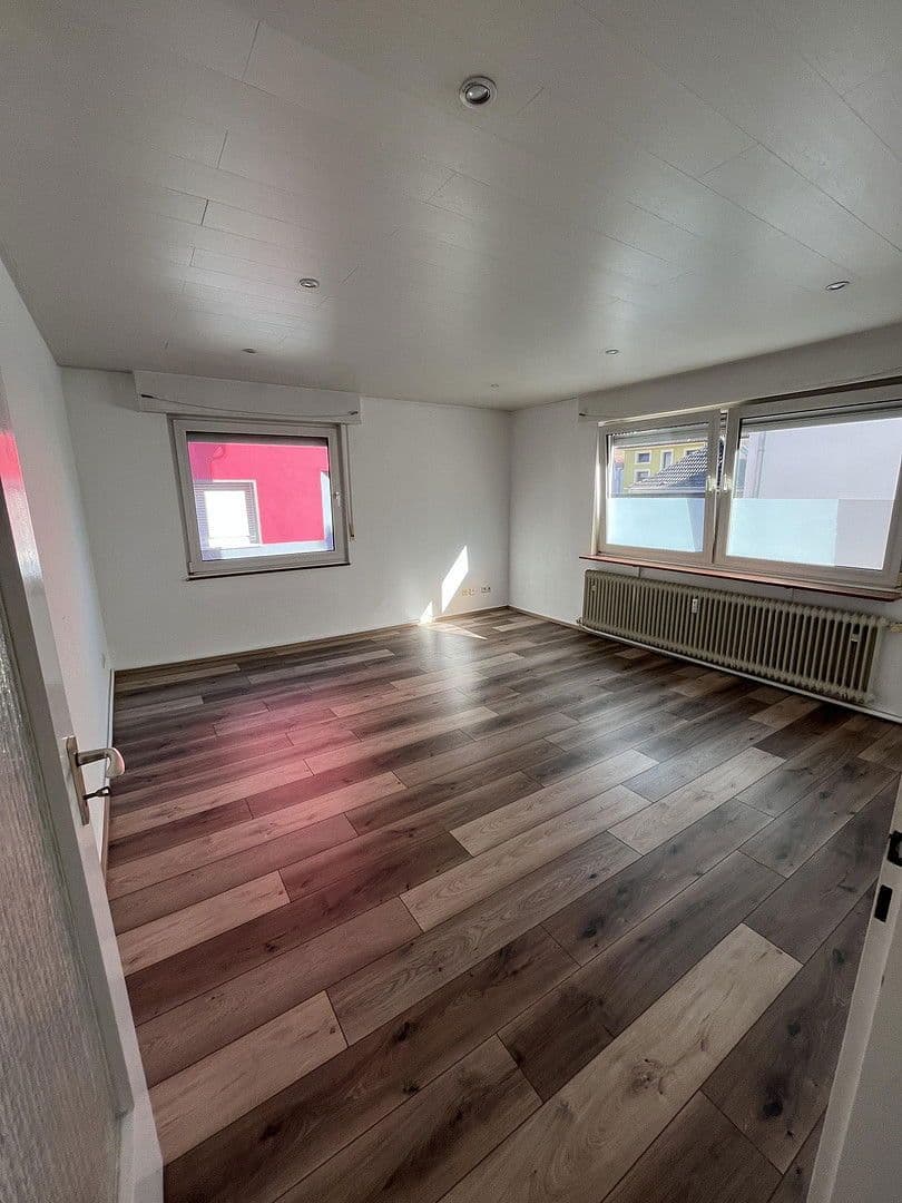 Pronájem bytu 3+1 56 m², Schützenstraße, Kaiserslautern, Porýní-Falc Pronájem bytu 3+1 56 m², Schützenstraße, Kaiserslautern, Porýní-Falc