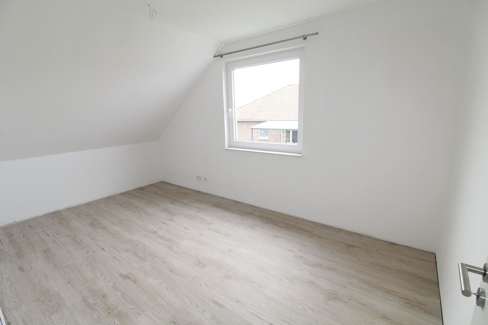Pronájem domu 101 m², pozemek 500 m², Fichtenweg 35, Bad Fallingbostel, Dolní Sasko Pronájem domu 101 m², pozemek 500 m², Fichtenweg 35, Bad Fallingbostel, Dolní Sasko