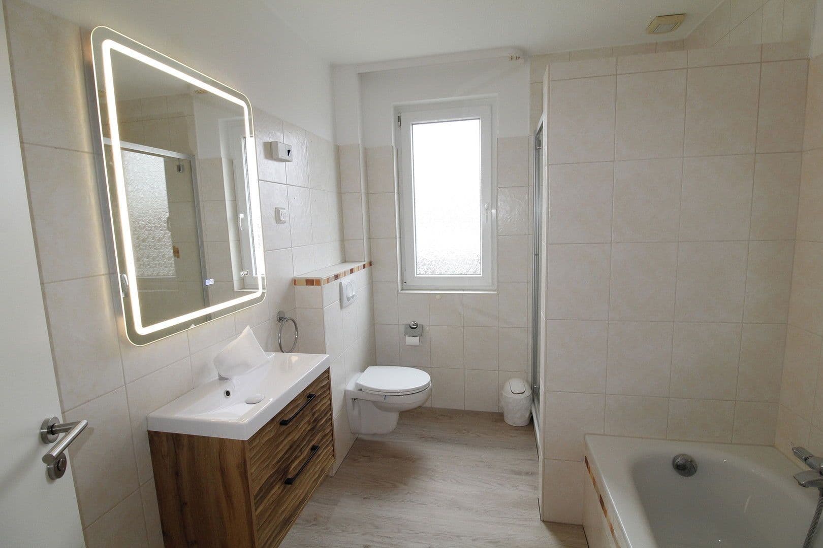 Pronájem domu 101 m², pozemek 500 m², Fichtenweg 35, Bad Fallingbostel, Dolní Sasko Pronájem domu 101 m², pozemek 500 m², Fichtenweg 35, Bad Fallingbostel, Dolní Sasko