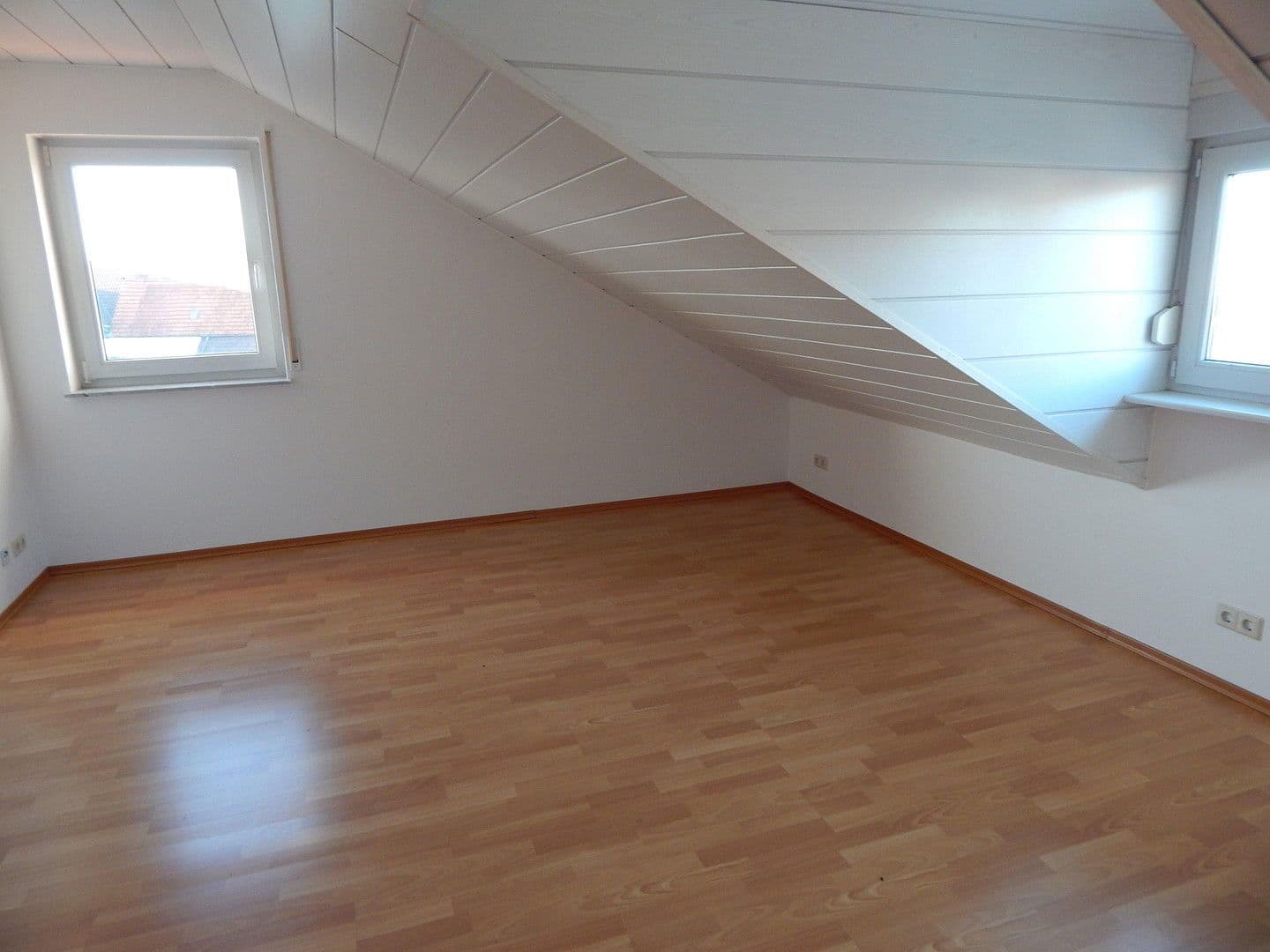 Prodej bytu 3+kk 97 m², Sudetenstraße 7, Forst, Bádensko-Württembersko Prodej bytu 3+kk 97 m², Sudetenstraße 7, Forst, Bádensko-Württembersko