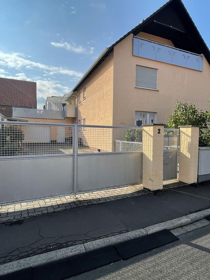 Pronájem bytu 3+1 88 m², Grubenweg 2, Zellingen, Bavorsko Pronájem bytu 3+1 88 m², Grubenweg 2, Zellingen, Bavorsko