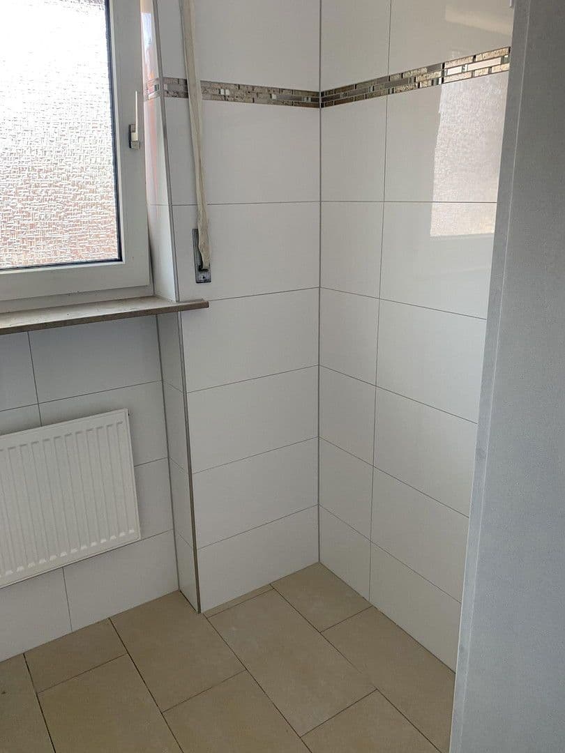 Pronájem bytu 3+1 88 m², Grubenweg 2, Zellingen, Bavorsko Pronájem bytu 3+1 88 m², Grubenweg 2, Zellingen, Bavorsko