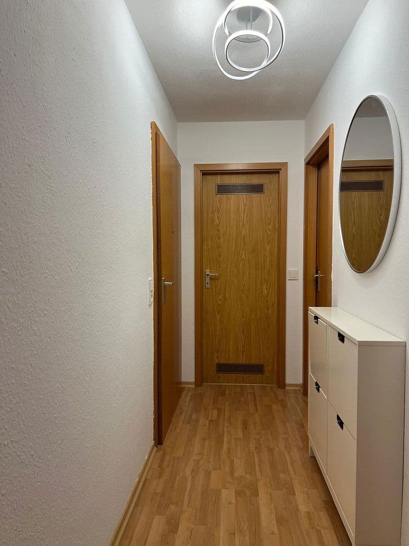 Pronájem bytu 2+1 48 m², Elsa-Brändström-Straße 40, Reutlingen, Bádensko-Württembersko Pronájem bytu 2+1 48 m², Elsa-Brändström-Straße 40, Reutlingen, Bádensko-Württembersko