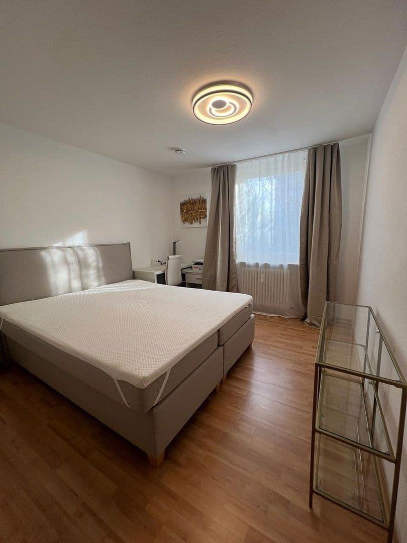 Pronájem bytu 2+1 48 m², Elsa-Brändström-Straße 40, Reutlingen, Bádensko-Württembersko Pronájem bytu 2+1 48 m², Elsa-Brändström-Straße 40, Reutlingen, Bádensko-Württembersko