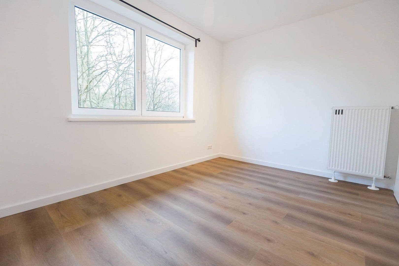 Pronájem bytu 3+1 68 m², Maybachstraße 65, Hamburg, Hamburg Pronájem bytu 3+1 68 m², Maybachstraße 65, Hamburg, Hamburg