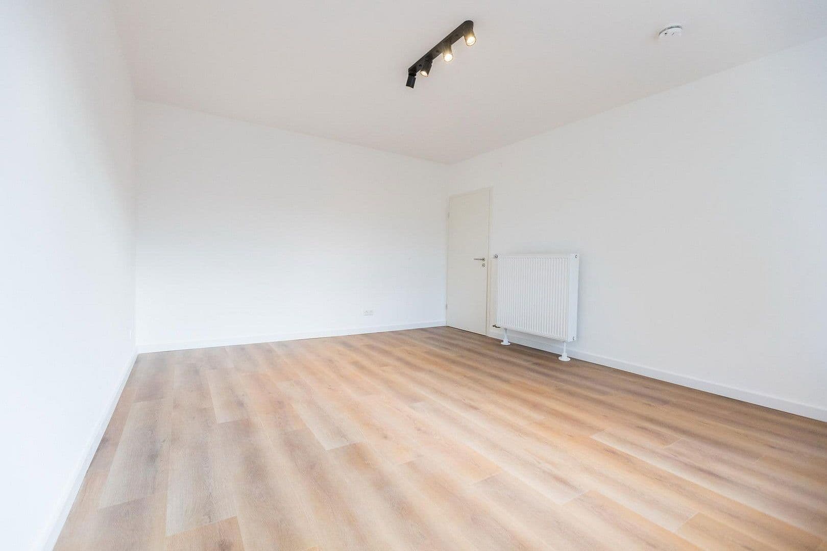 Pronájem bytu 3+1 68 m², Maybachstraße 65, Hamburg, Hamburg Pronájem bytu 3+1 68 m², Maybachstraße 65, Hamburg, Hamburg