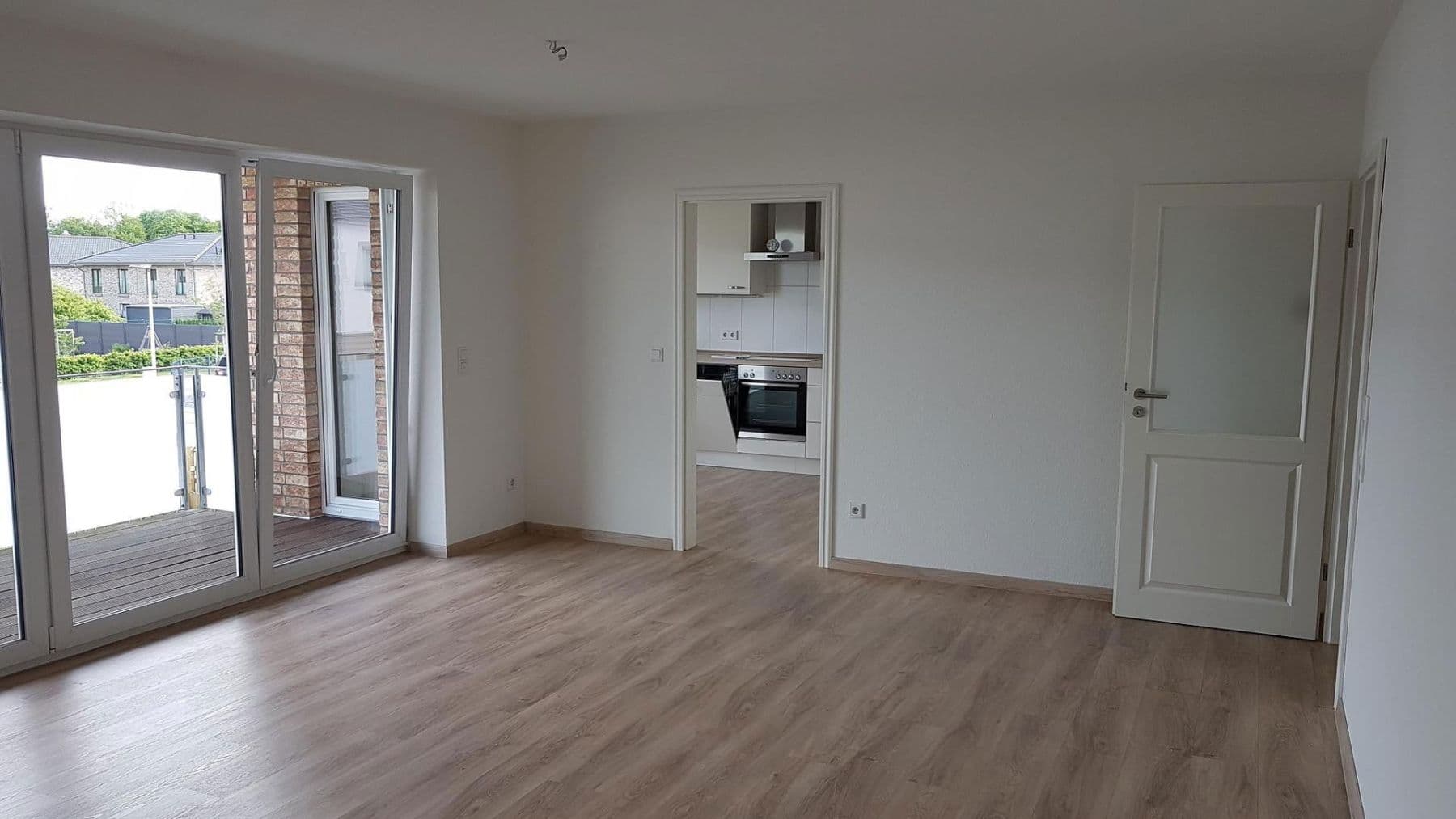 Prodej bytu 3+1 91 m², Albert-Johannsen-Ring 20, Husum, Šlesvicko-Holštýnsko Prodej bytu 3+1 91 m², Albert-Johannsen-Ring 20, Husum, Šlesvicko-Holštýnsko