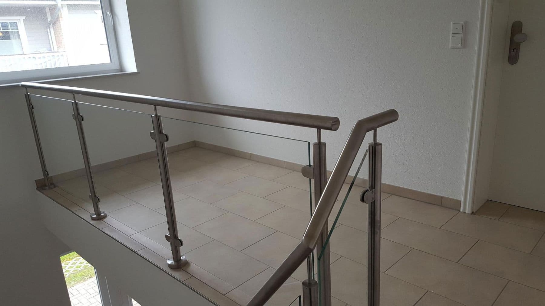 Prodej bytu 3+1 91 m², Albert-Johannsen-Ring 20, Husum, Šlesvicko-Holštýnsko Prodej bytu 3+1 91 m², Albert-Johannsen-Ring 20, Husum, Šlesvicko-Holštýnsko