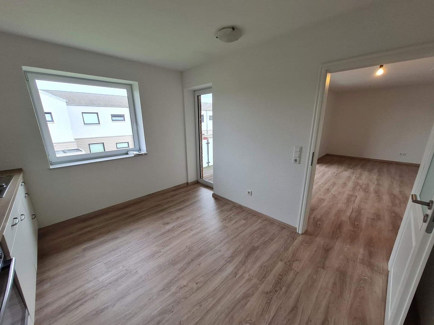 Prodej bytu 3+1 91 m², Albert-Johannsen-Ring 20, Husum, Šlesvicko-Holštýnsko Prodej bytu 3+1 91 m², Albert-Johannsen-Ring 20, Husum, Šlesvicko-Holštýnsko