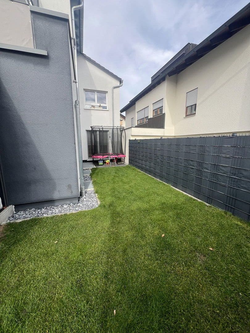 Pronájem bytu 4+kk 130 m², Boslerstraße 9, Holzgerlingen, Bádensko-Württembersko Pronájem bytu 4+kk 130 m², Boslerstraße 9, Holzgerlingen, Bádensko-Württembersko