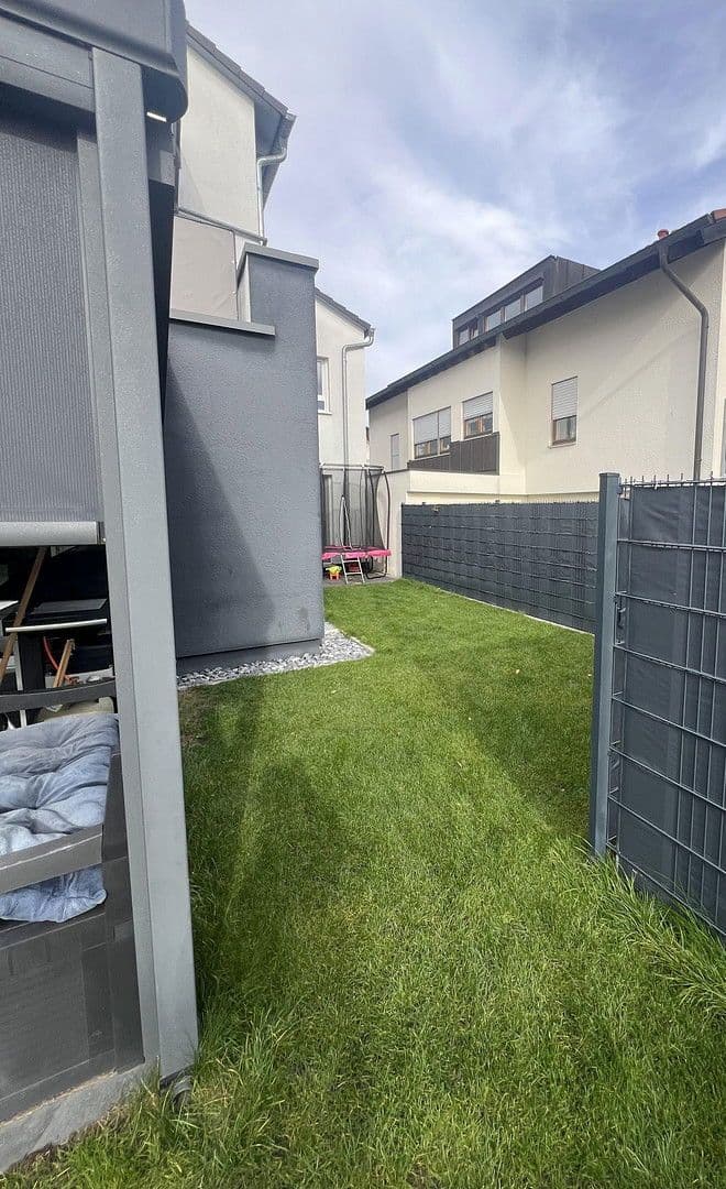 Pronájem bytu 4+kk 130 m², Boslerstraße 9, Holzgerlingen, Bádensko-Württembersko Pronájem bytu 4+kk 130 m², Boslerstraße 9, Holzgerlingen, Bádensko-Württembersko