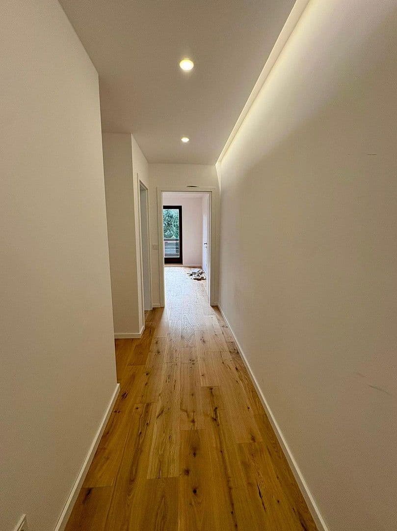 Prodej bytu 2+1 59 m², Mühlthaler Straße 98, München, Bavorsko Prodej bytu 2+1 59 m², Mühlthaler Straße 98, München, Bavorsko