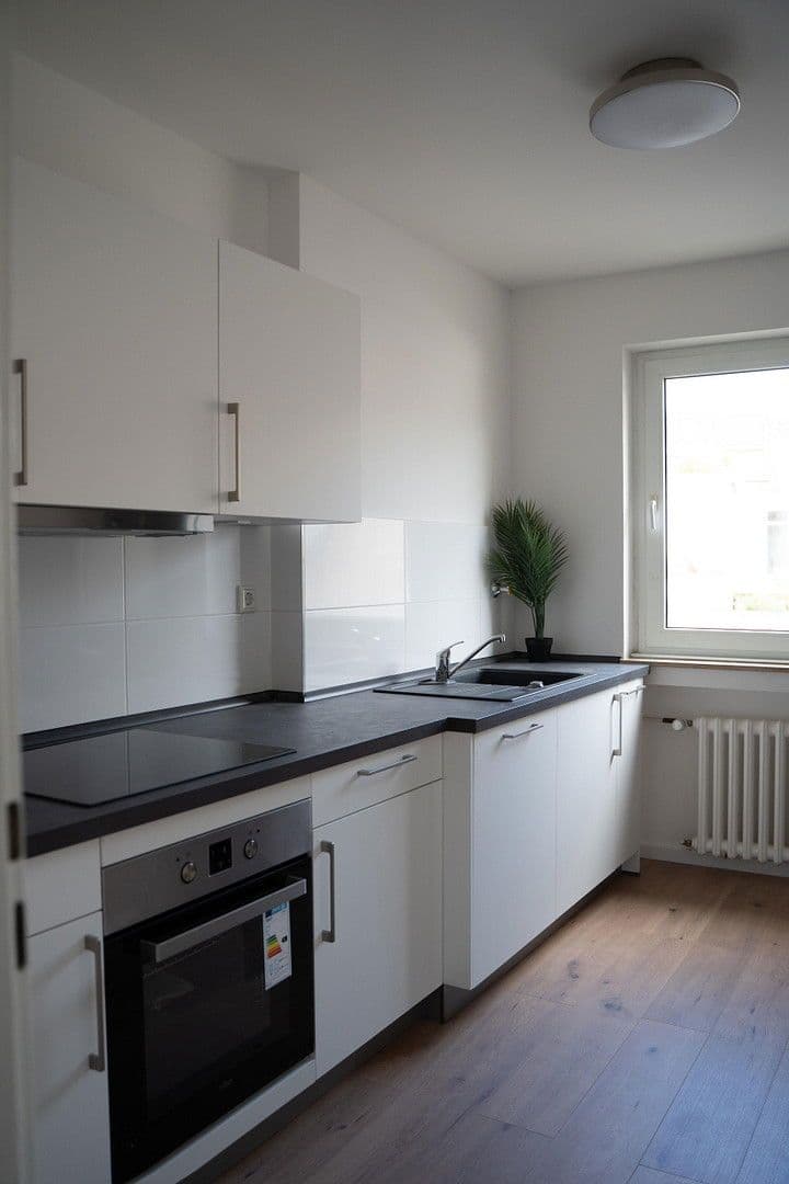 Pronájem bytu 2+1 59 m², Von-Werth-Straße 24-26, Köln, Severní Porýní-Vestfálsko Pronájem bytu 2+1 59 m², Von-Werth-Straße 24-26, Köln, Severní Porýní-Vestfálsko